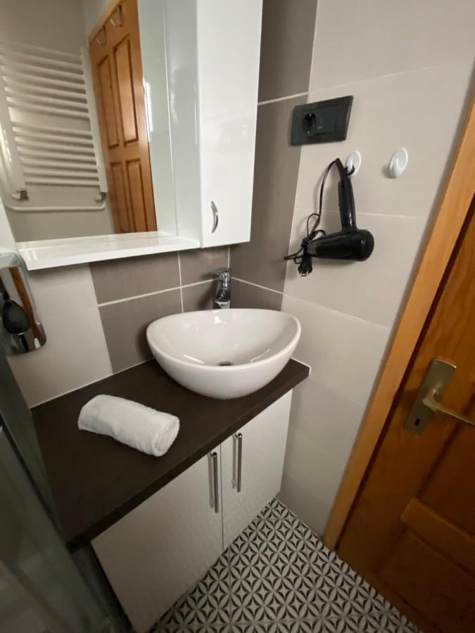 Strawberry Apartments City Center Нови-Сад Экстерьер фото