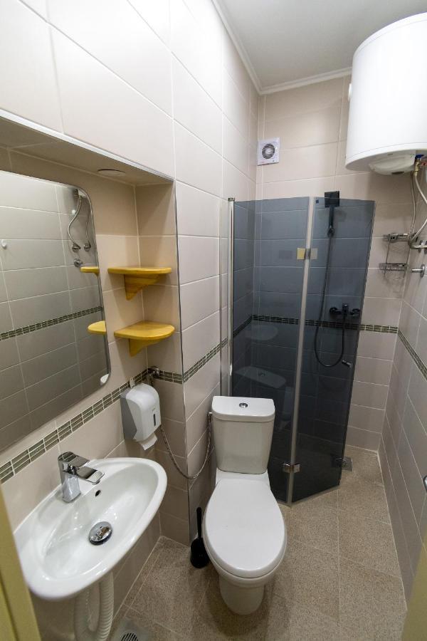 Strawberry Apartments City Center Нови-Сад Экстерьер фото